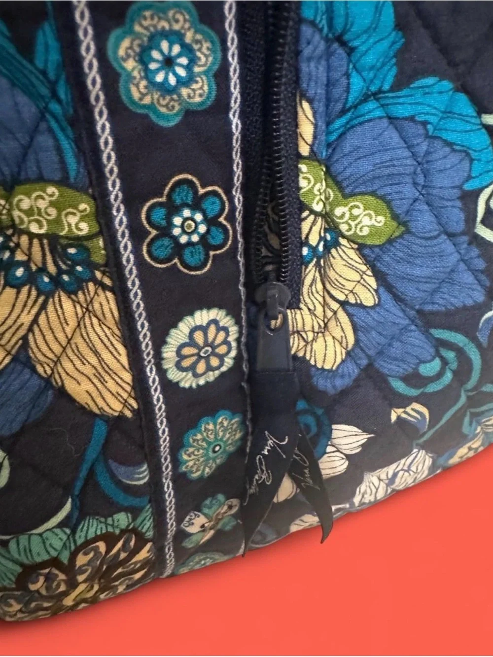 Y2K Vera Bradley drawstring backpack in vintage retired Mod Floral Blue